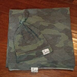 Copper Pearl Camo Swaddle Blanket And Knot Hat Style Hunter